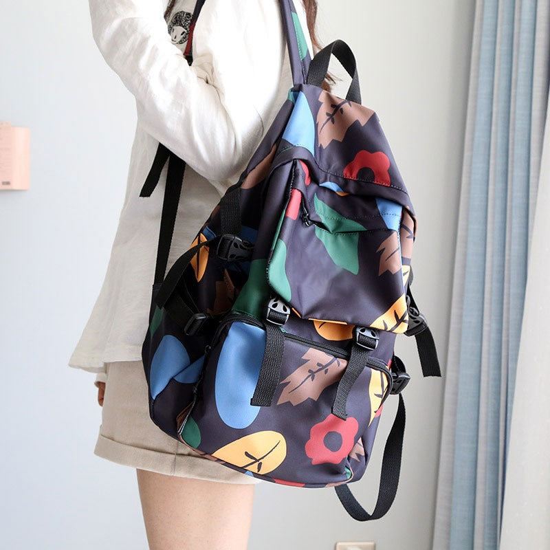 Women's Large Leisure Travel Backpack (Black)